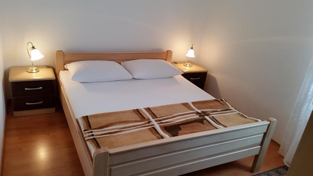 Apartmani Malinska Exteriér fotografie
