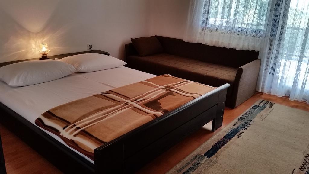 Apartmani Malinska Exteriér fotografie