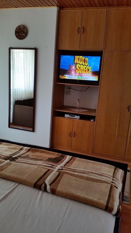 Apartmani Malinska Exteriér fotografie